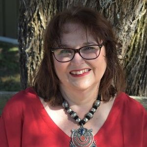 Meet your Posher, Fiona